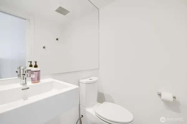 $3,950 | 1507 Western Avenue, Unit 602, Seattle, WA 98101