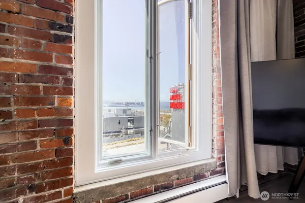 $3,950 | 1507 Western Avenue, Unit 602, Seattle, WA 98101