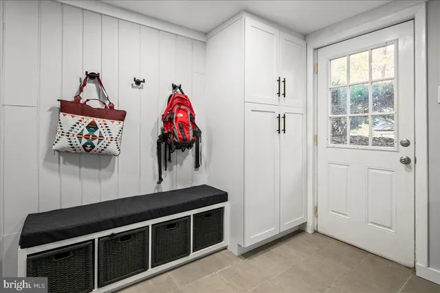 $899,000 | 4504 Neptune Drive, Alexandria, VA 22309