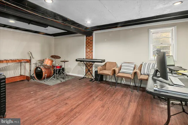 $899,000 | 4504 Neptune Drive, Alexandria, VA 22309