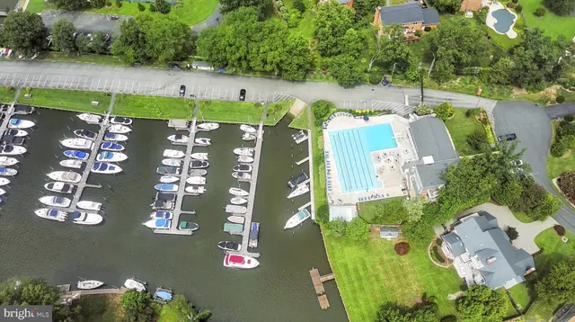 $899,000 | 4504 Neptune Drive, Alexandria, VA 22309