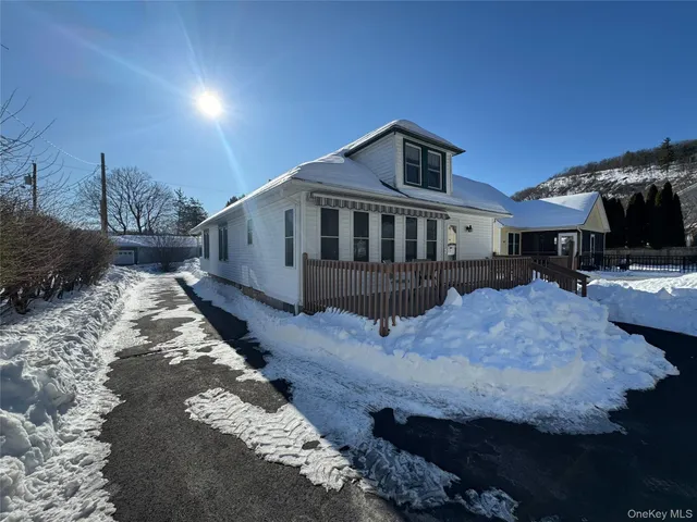 $299,000 | 8 Maiden Lane, Port Jervis, NY 12771