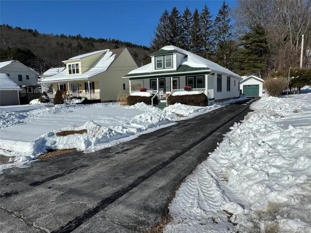 $299,000 | 8 Maiden Lane, Port Jervis, NY 12771