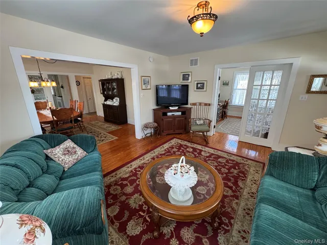 $299,000 | 8 Maiden Lane, Port Jervis, NY 12771