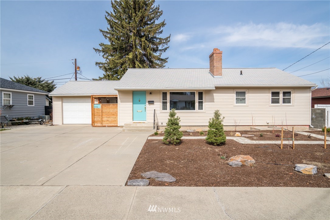 1112 Madison Street Wenatchee, WA 98801 - Photo 1 of 32 Gallery Image 1