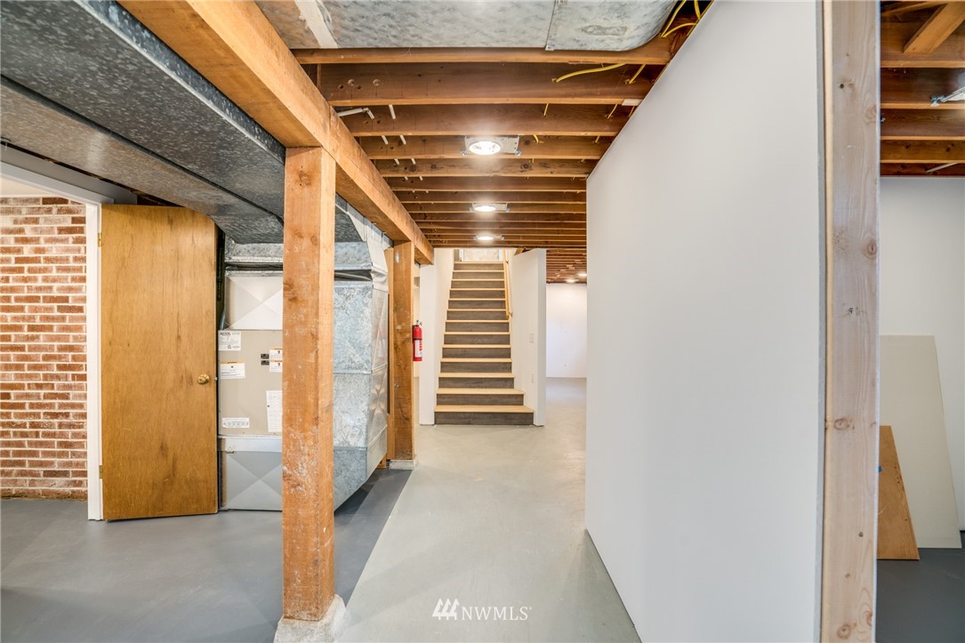 1112 Madison Street Wenatchee, WA 98801 - Photo 17 of 32 Gallery Image 17