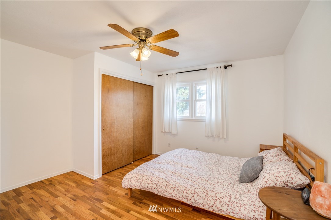 1112 Madison Street Wenatchee, WA 98801 - Photo 10 of 32 Gallery Image 10