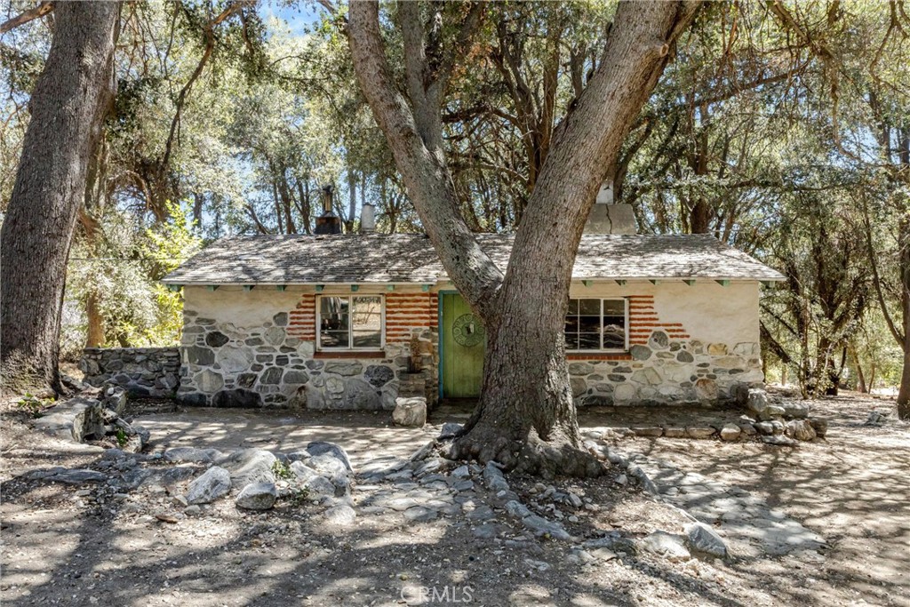 39922 Pine Bench Road Oak Glen, CA 92399 - Photo 3 of 34 Gallery Image 3