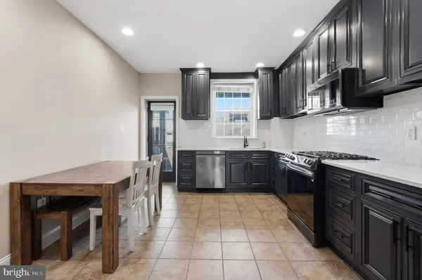 $334,900 | 520 South Bouldin Street, Baltimore, MD 21224