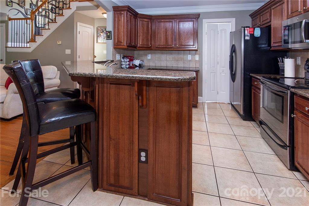 126 Fancy Hill Road Dallas, NC 28034 - Photo 7 of 27 Gallery Image 7