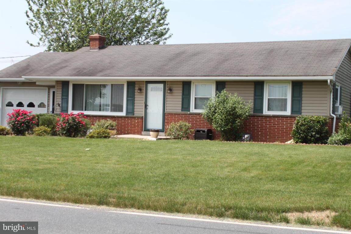 150 Clearview Road Ephrata, PA 17522 - Photo 2 of 22