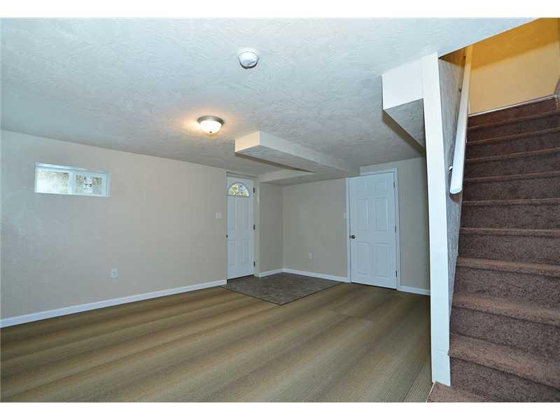 20 Ruth Street Pittsburgh, PA 15211 - Photo 10 of 16 Bedroom.