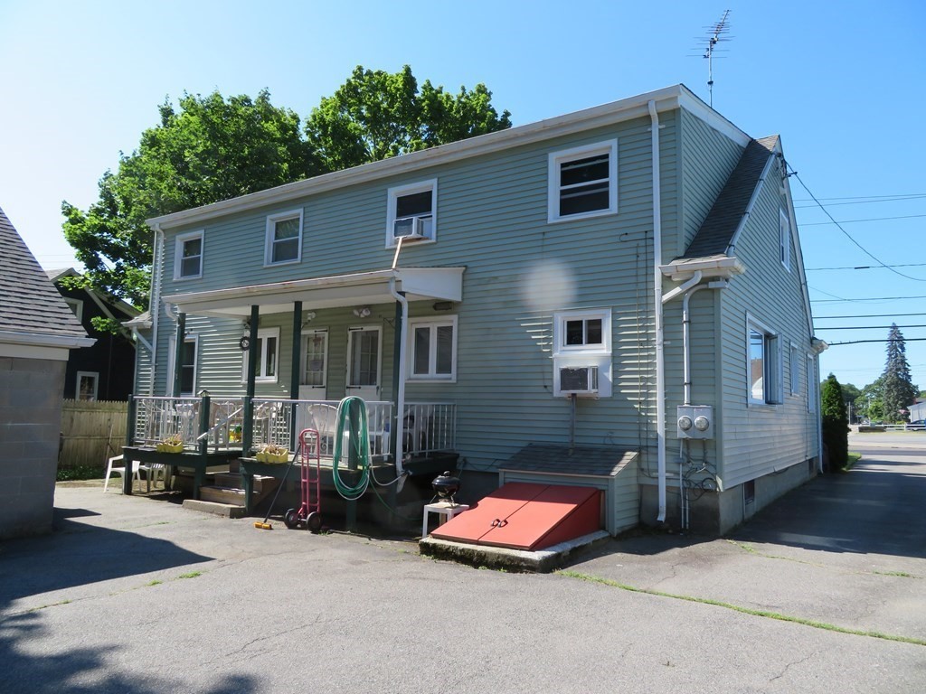 822 New Boston Road Fall River, MA 02720 - Photo 3 of 23 Gallery Image 3