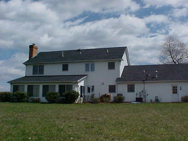 3504 Oak Ridge Road Fincastle, VA 24090 - Photo 3 of 26 Back of House