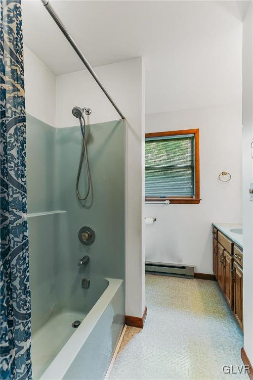 4177 Mink Road Emmaus, PA 18049 - Photo 7 of 14 Primary bathroom with tub and shower combo