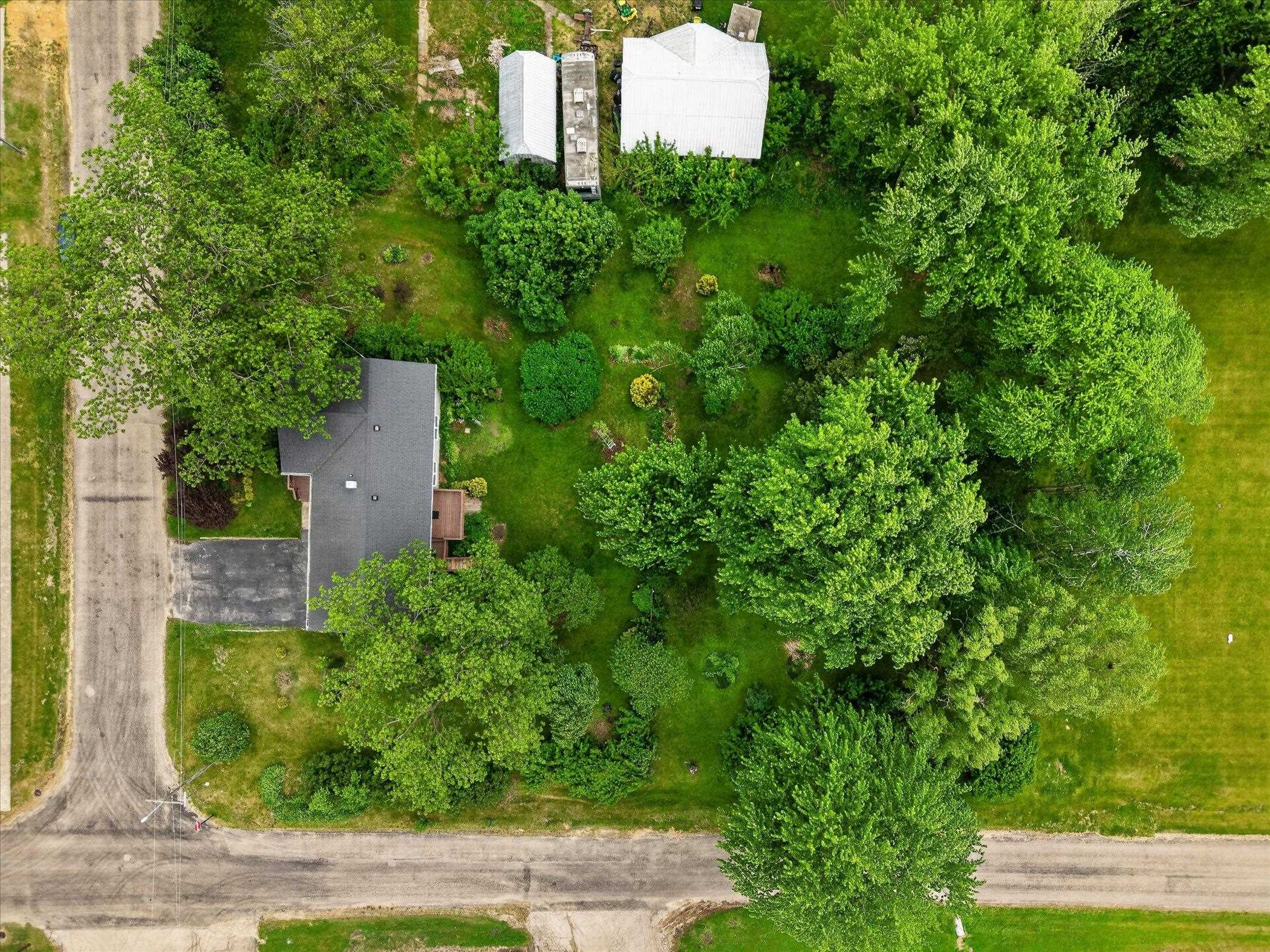 405 West Cherry Street Forreston, IL 61030 - Photo 36 of 40