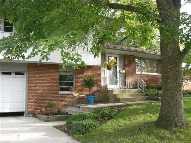 1480 Thurell Road Columbus, OH 43229 - Photo 2 of 16 Gallery Image 2