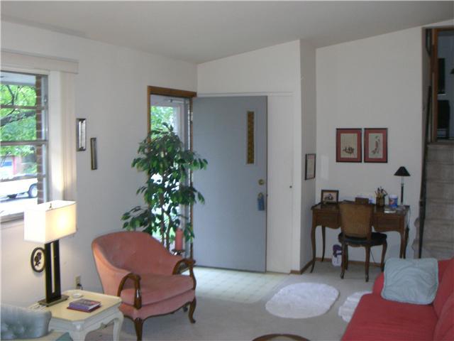 1480 Thurell Road Columbus, OH 43229 - Photo 6 of 16 Gallery Image 6