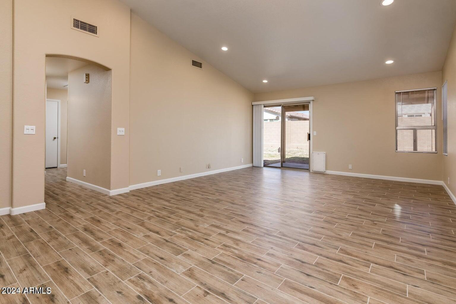 8564 West Ocotillo Road Glendale, AZ 85305 - Photo 6 of 24 Photo #6
