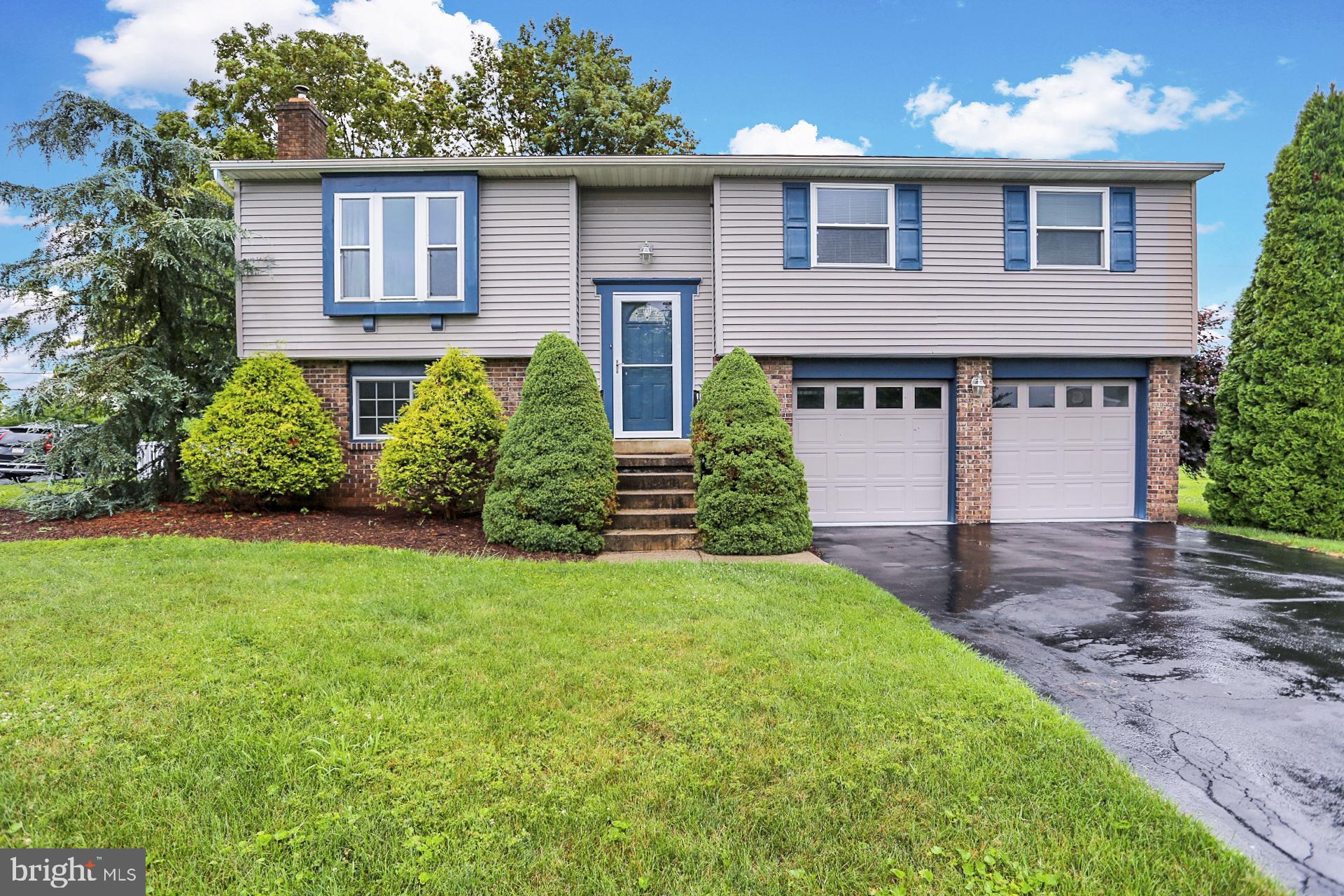319 Egle Road Reading, PA 19601 - Photo 1 of 30