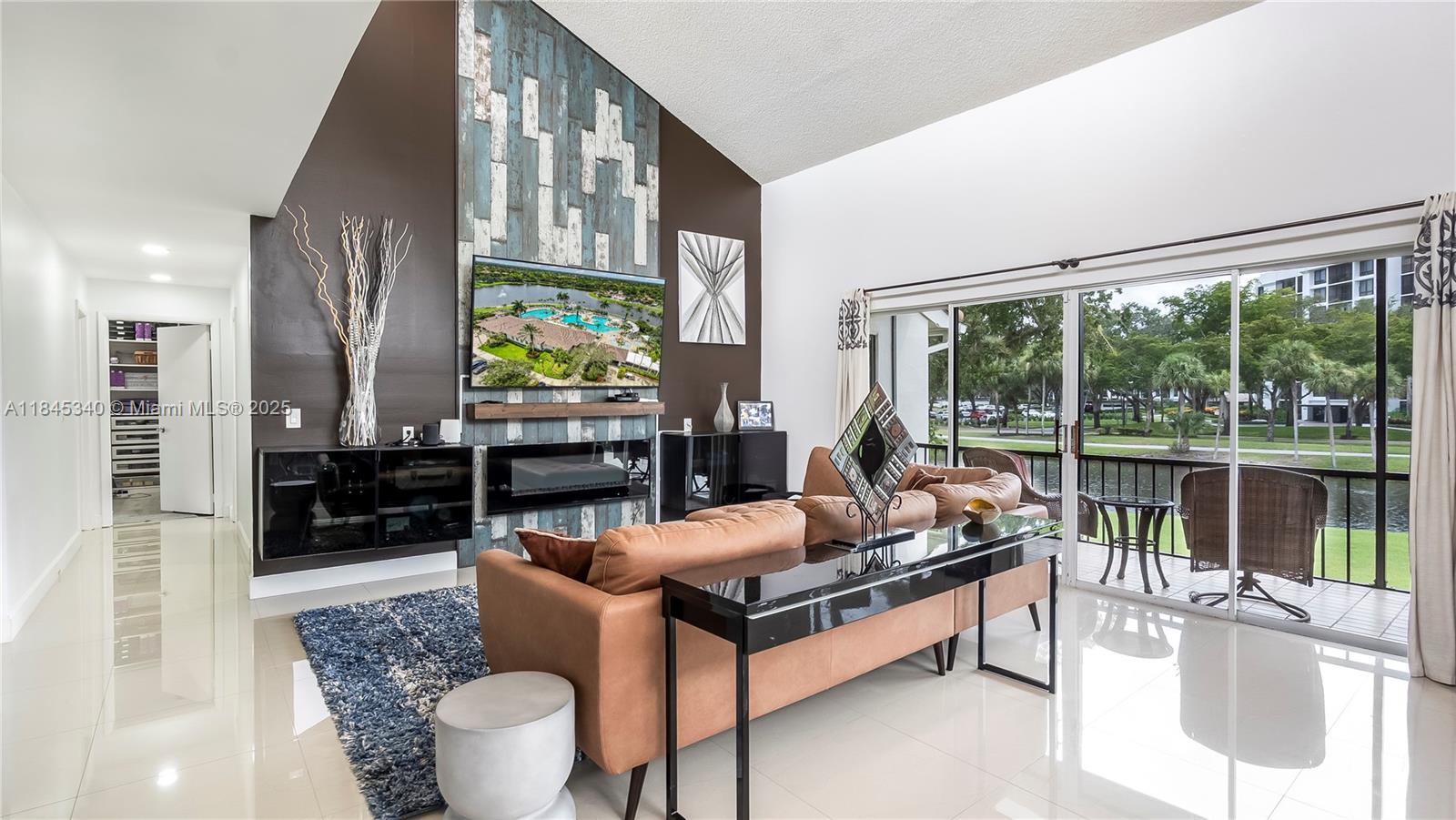 7770 Lakeside Boulevard, Unit G308 Boca Raton, FL 33434 - Photo 7 of 47 Gallery Image 7