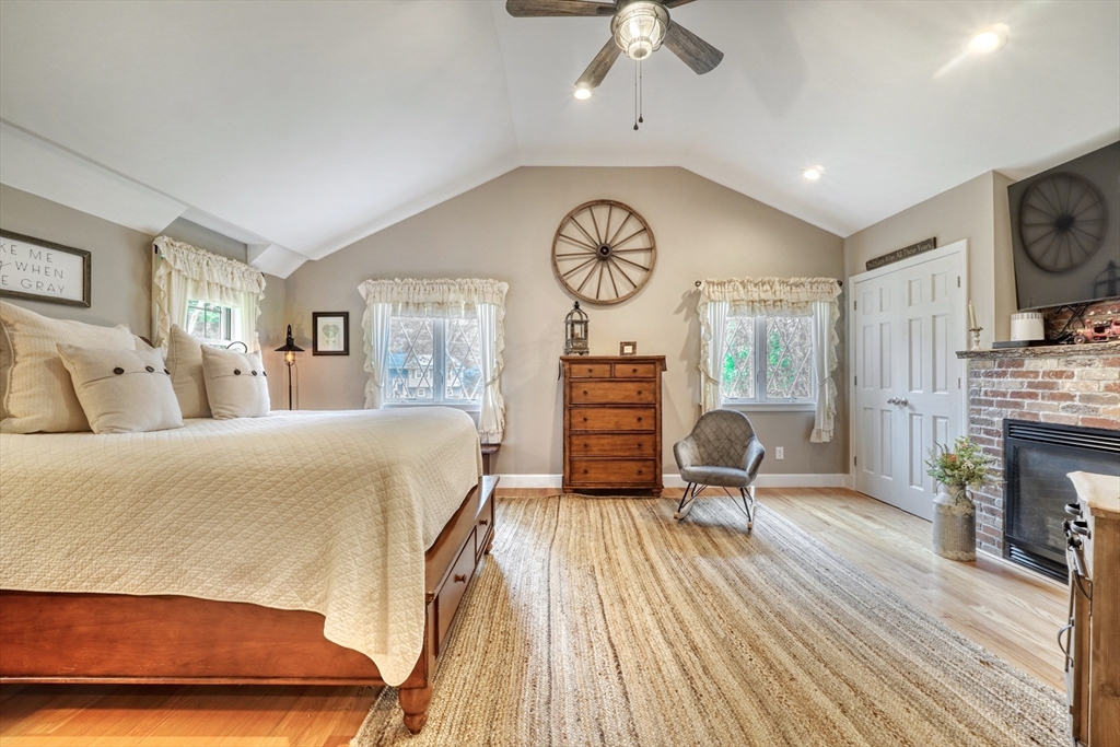 13 Tamarack Road Medfield, MA 02052 - Photo 14 of 41