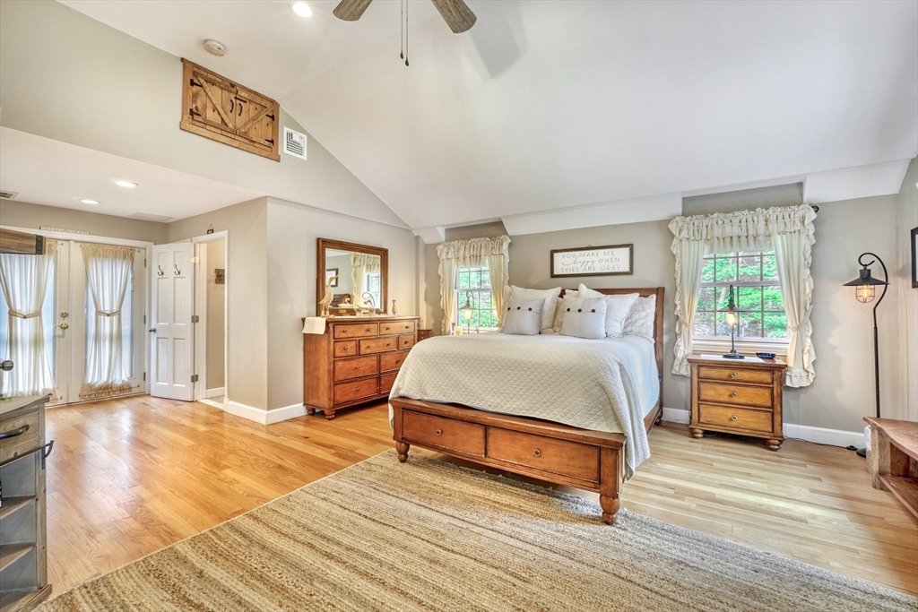 13 Tamarack Road Medfield, MA 02052 - Photo 16 of 41