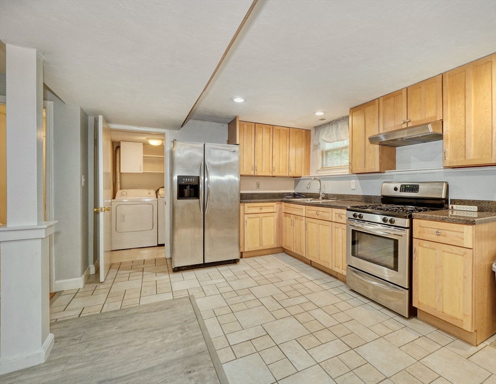 13 Tamarack Road Medfield, MA 02052 - Photo 27 of 41