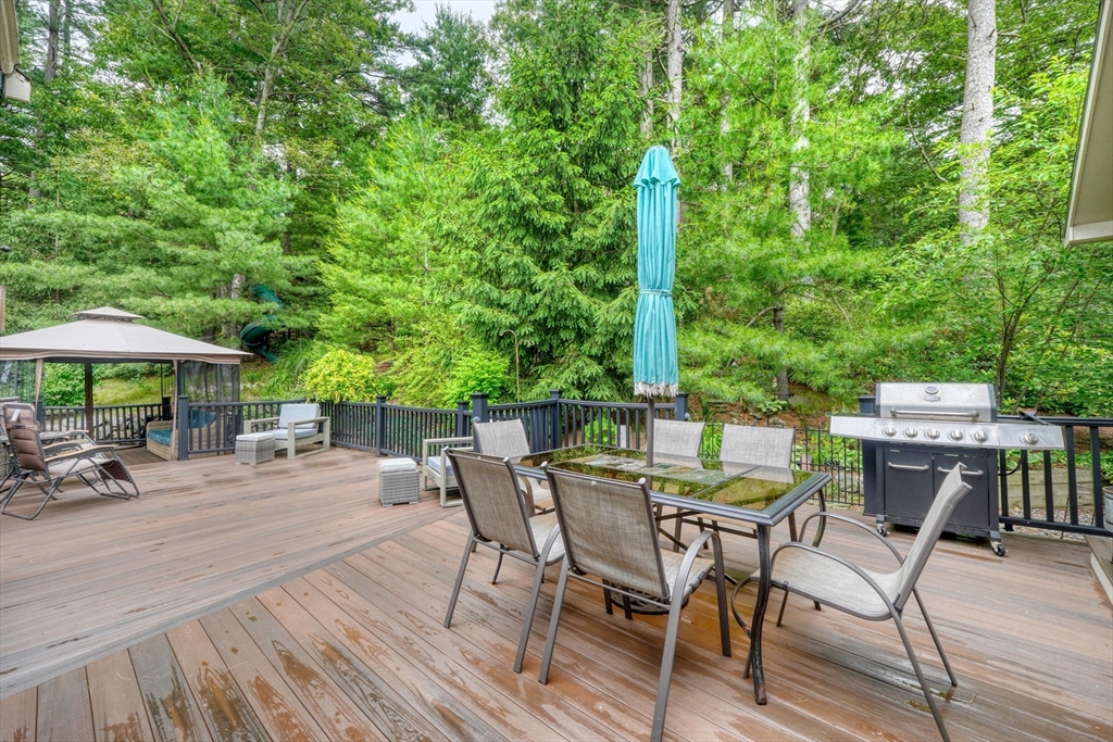 13 Tamarack Road Medfield, MA 02052 - Photo 33 of 41