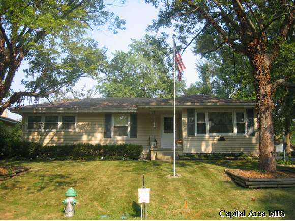 12 Ranger Drive Springfield, IL 62702 - Photo 1 of 9
