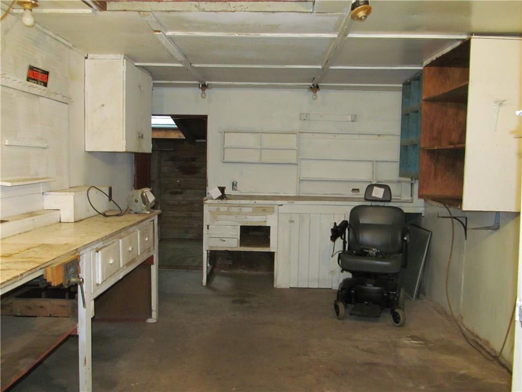 37 Ridgeway Avenue Sanford, ME 04073 - Photo 14 of 15 Workshop