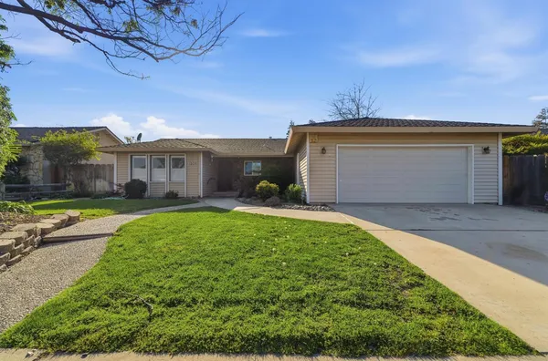 $449,999 | 1509 Maplehill Road, Modesto, CA 95350