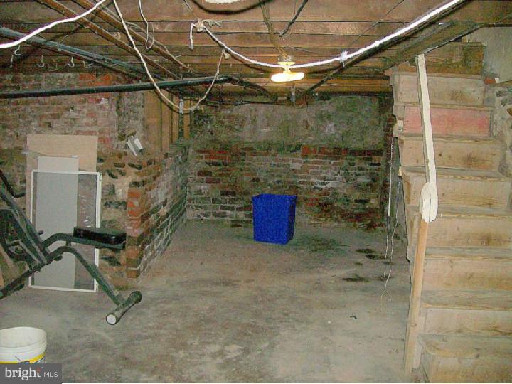1932 Reed Street Philadelphia, PA 19146 - Photo 13 of 21