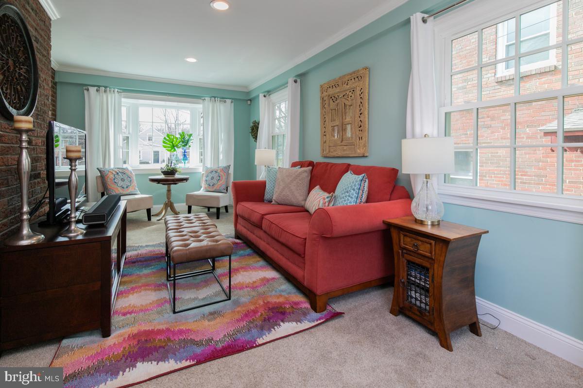 703 Forest Glen Road Silver Spring, MD 20901 - Photo 11 of 47