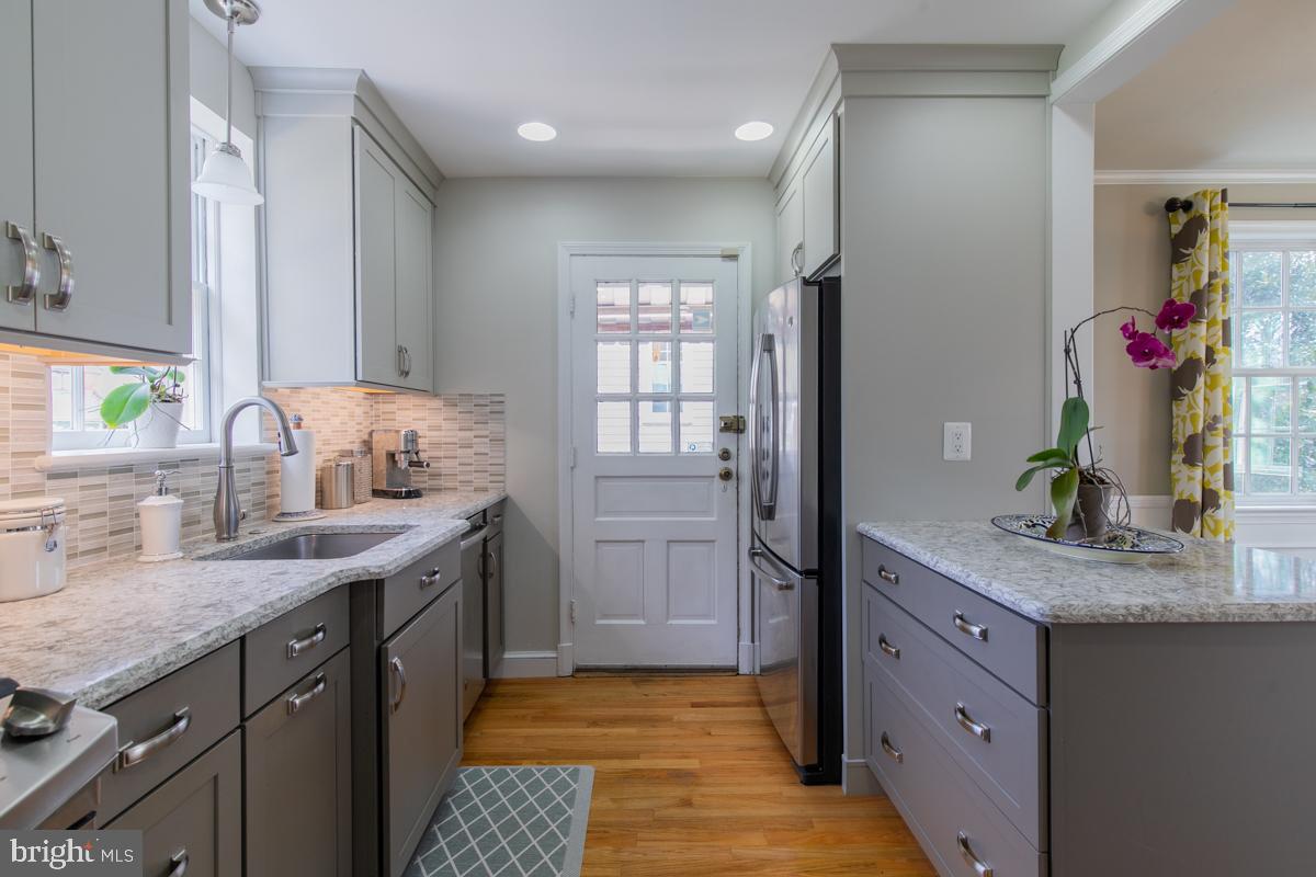 703 Forest Glen Road Silver Spring, MD 20901 - Photo 21 of 47