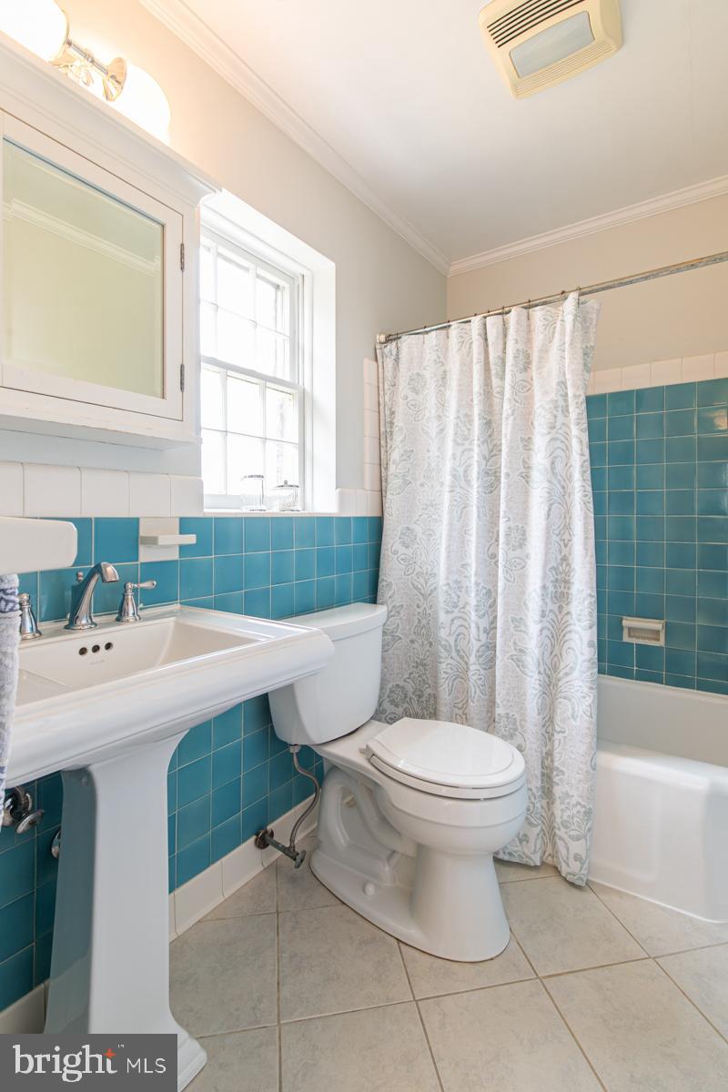703 Forest Glen Road Silver Spring, MD 20901 - Photo 37 of 47