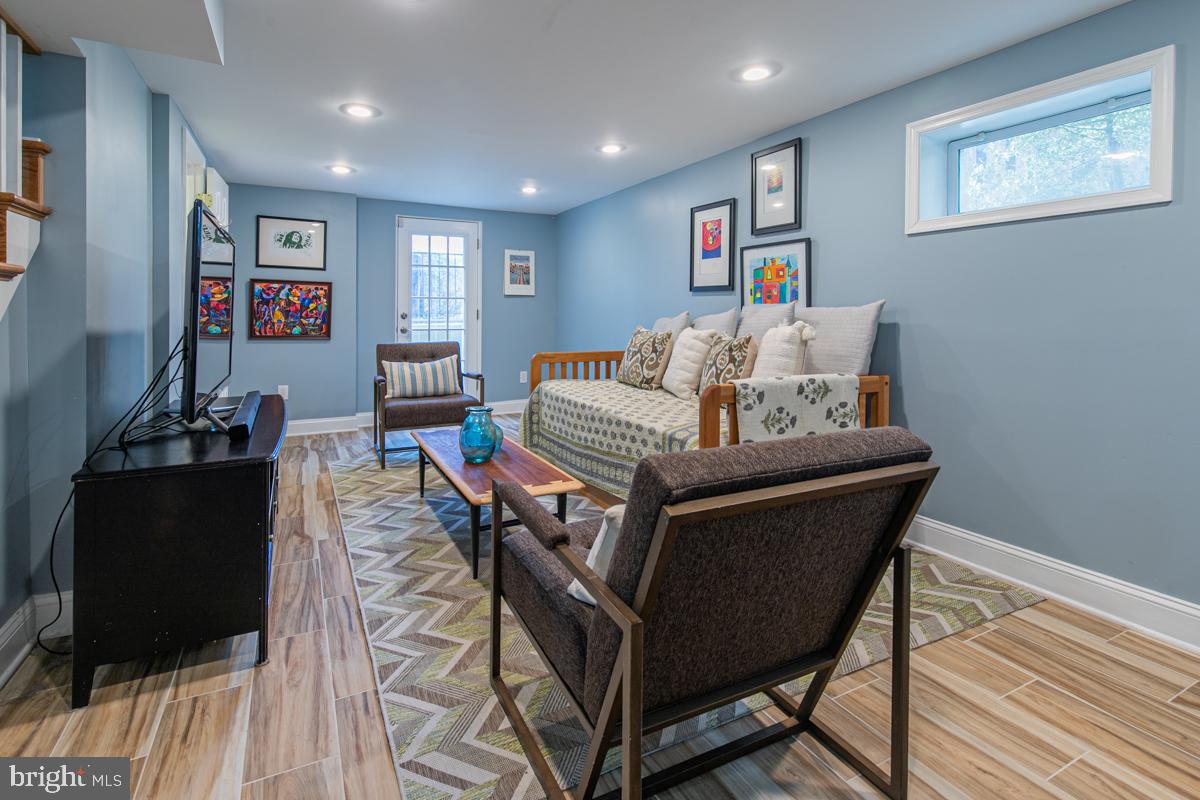 703 Forest Glen Road Silver Spring, MD 20901 - Photo 38 of 47