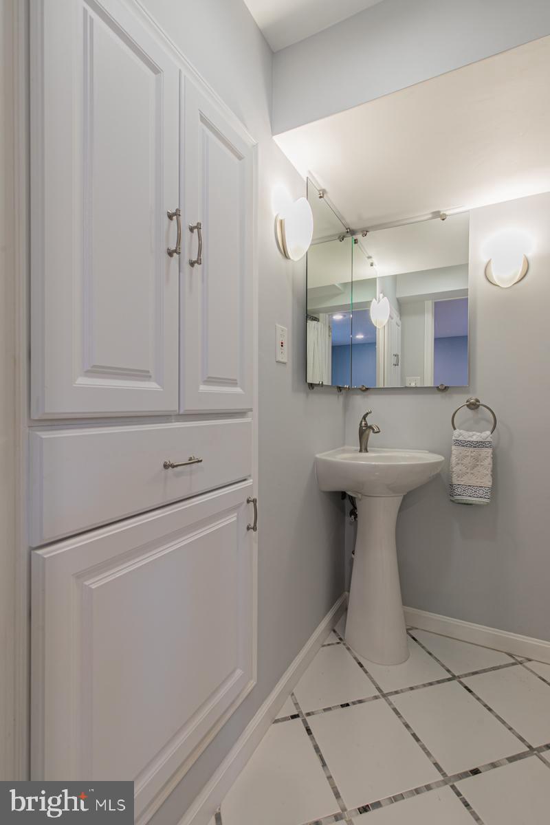 703 Forest Glen Road Silver Spring, MD 20901 - Photo 42 of 47
