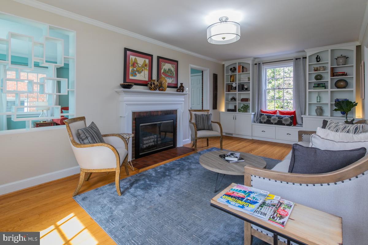 703 Forest Glen Road Silver Spring, MD 20901 - Photo 7 of 47