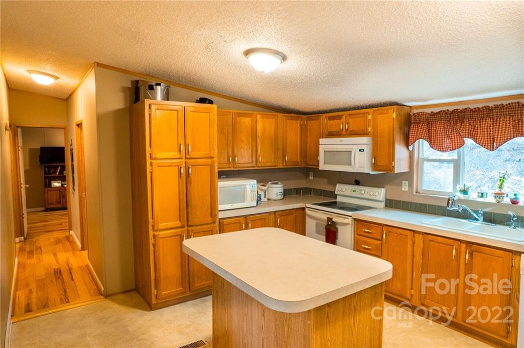 479 Cap Johnson Road Bryson City, NC 28713 - Photo 20 of 30 Gallery Image 20