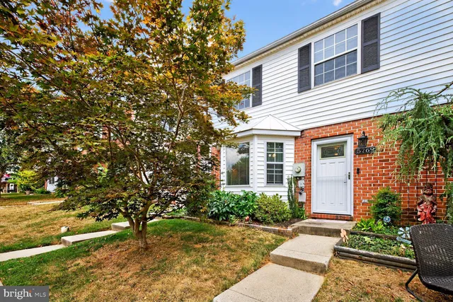 $2,400 | 5769 Sweet Bay Court, Frederick, MD 21703
