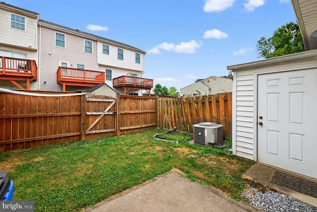 $2,400 | 5769 Sweet Bay Court, Frederick, MD 21703