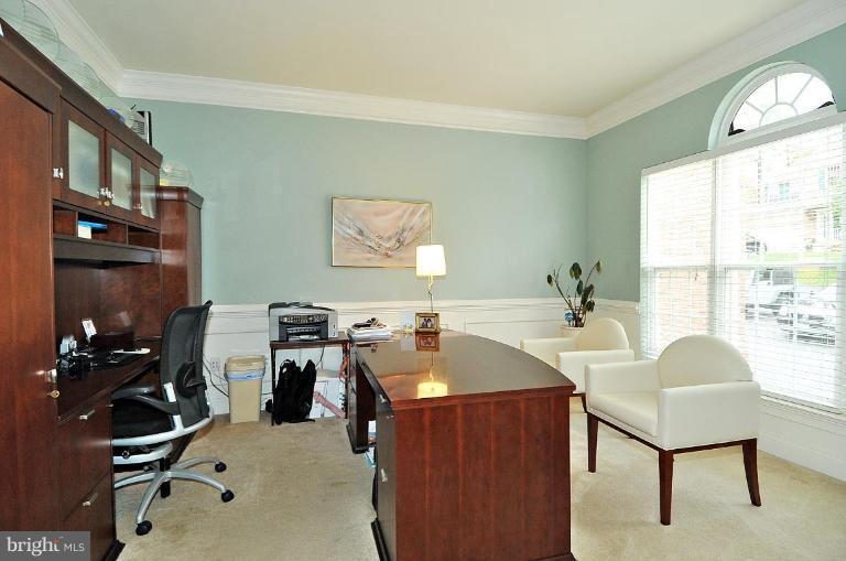 6215 Winters Ridge Hanover, MD 21076 - Photo 3 of 30 Library