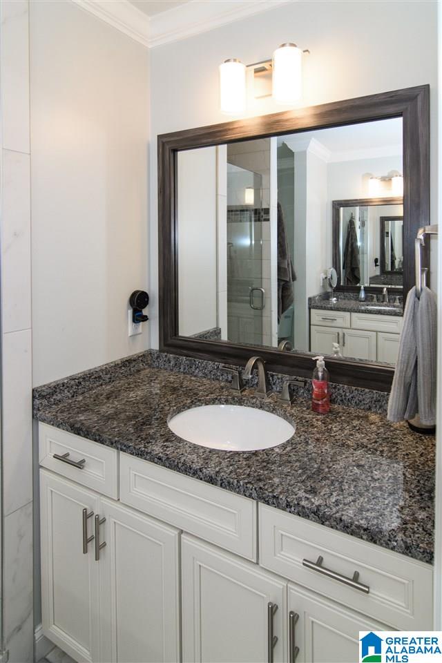 907 Irving Road Birmingham, AL 35209 - Photo 18 of 33