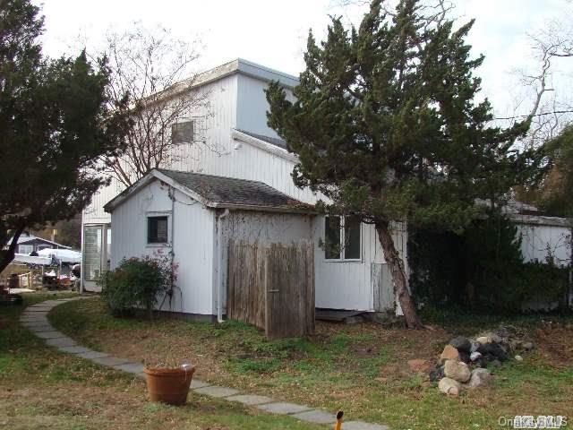 39 Shore Road Southampton, NY 11968 - Photo 1 of 1 Great Investment Opportunity