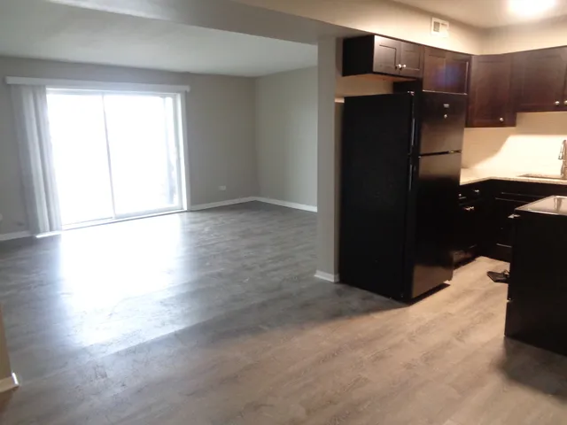 $1,425 | 9729 Ridgeland Avenue, Unit 102C, Oak Lawn, IL 60453