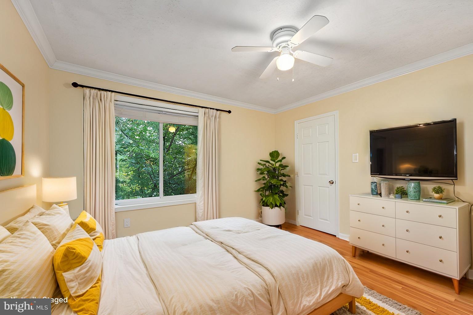 2256 White Cornus Lane Reston, VA 20191 - Photo 13 of 36