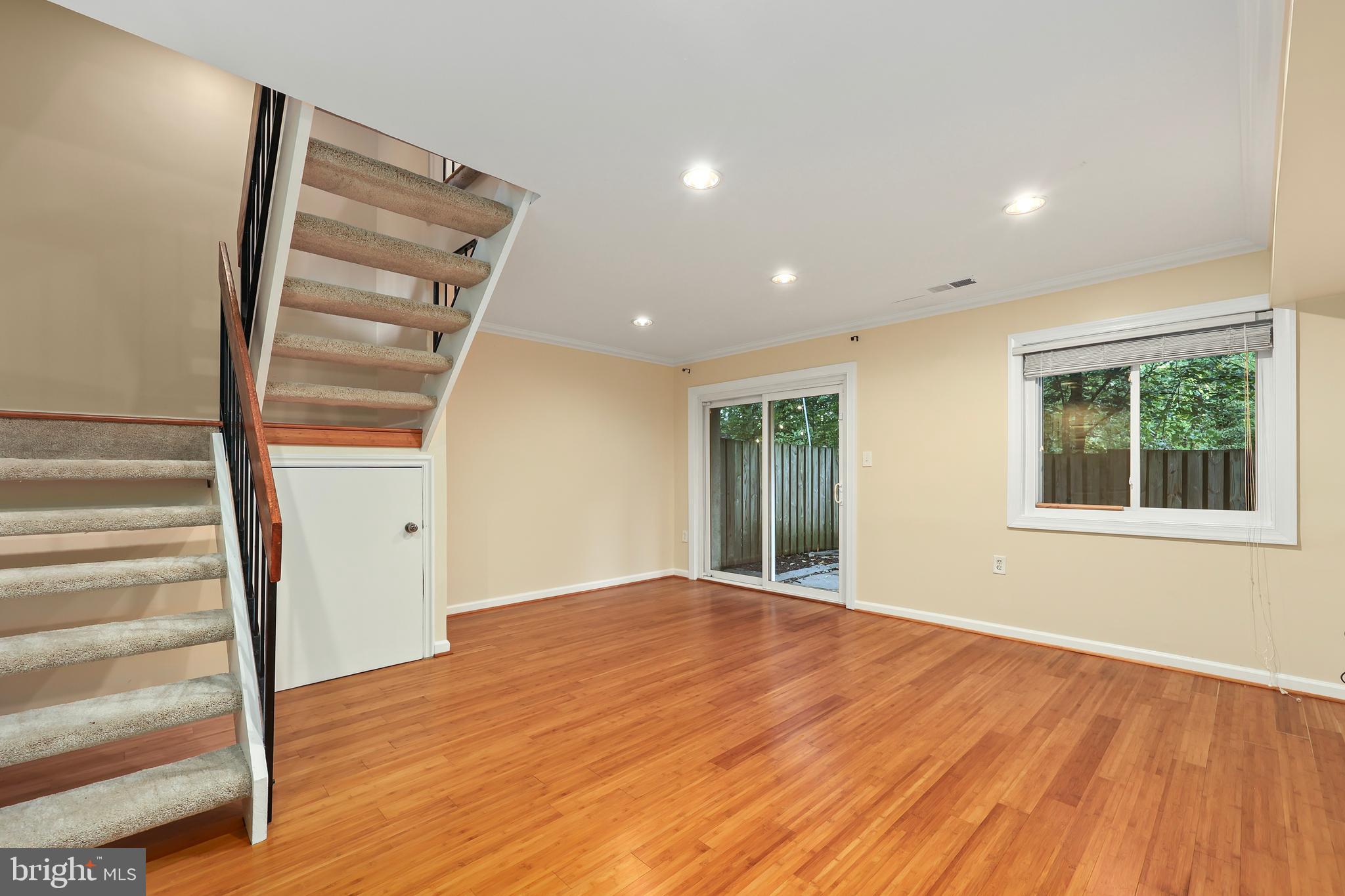 2256 White Cornus Lane Reston, VA 20191 - Photo 22 of 36