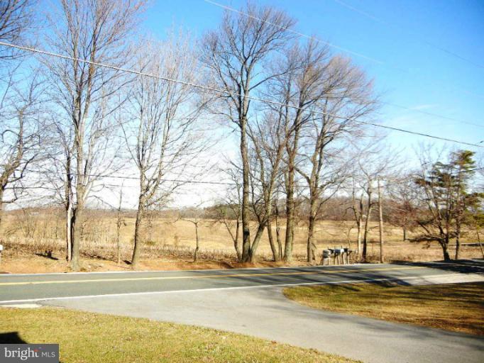 3915 Salem Bottom Road Westminster, MD 21157 - Photo 24 of 28 View