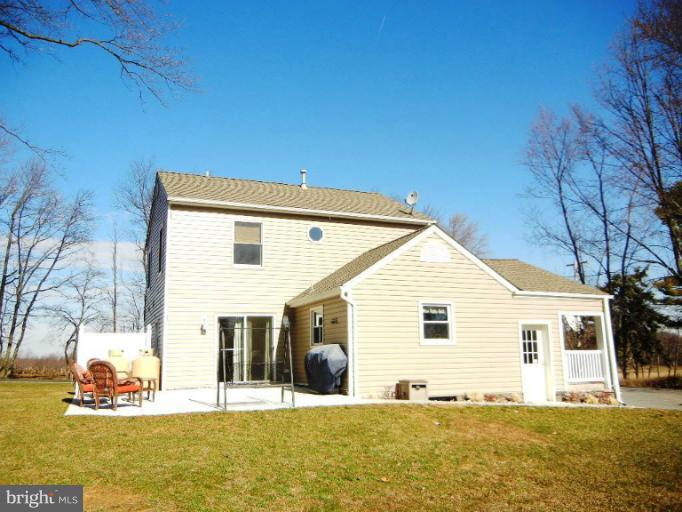 3915 Salem Bottom Road Westminster, MD 21157 - Photo 5 of 28 Exterior (Rear)